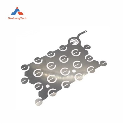 Litijeva baterijska povezava čisti zavihek Nikelj